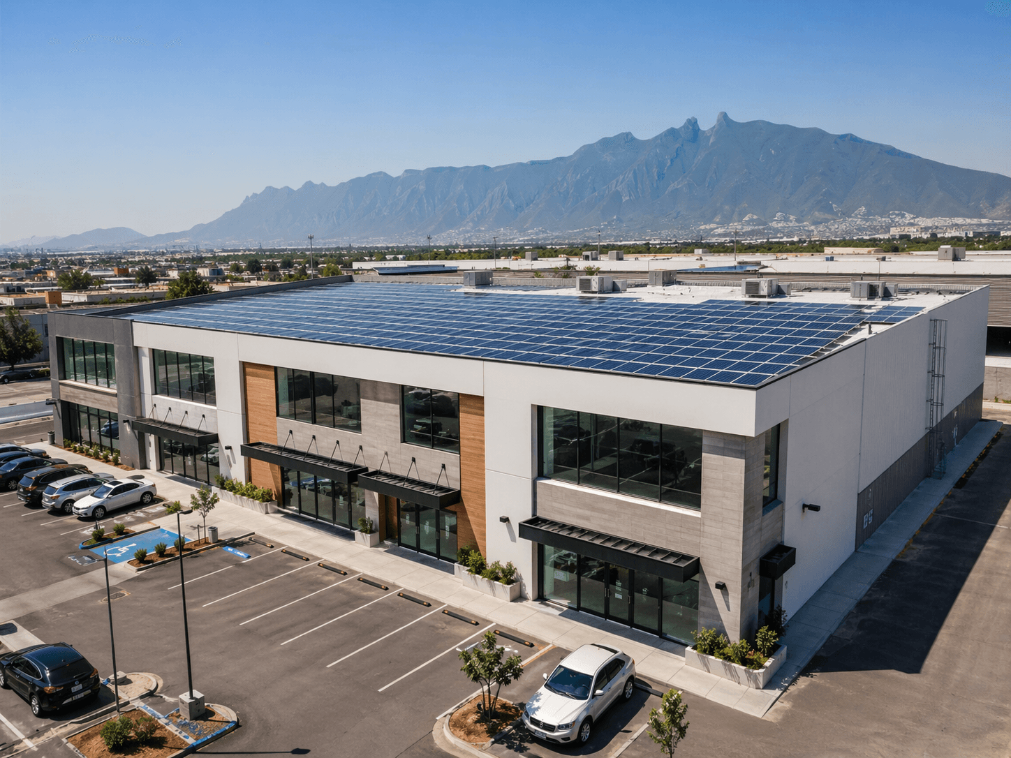 Sistema solar en instalación comercial o nave industrial.